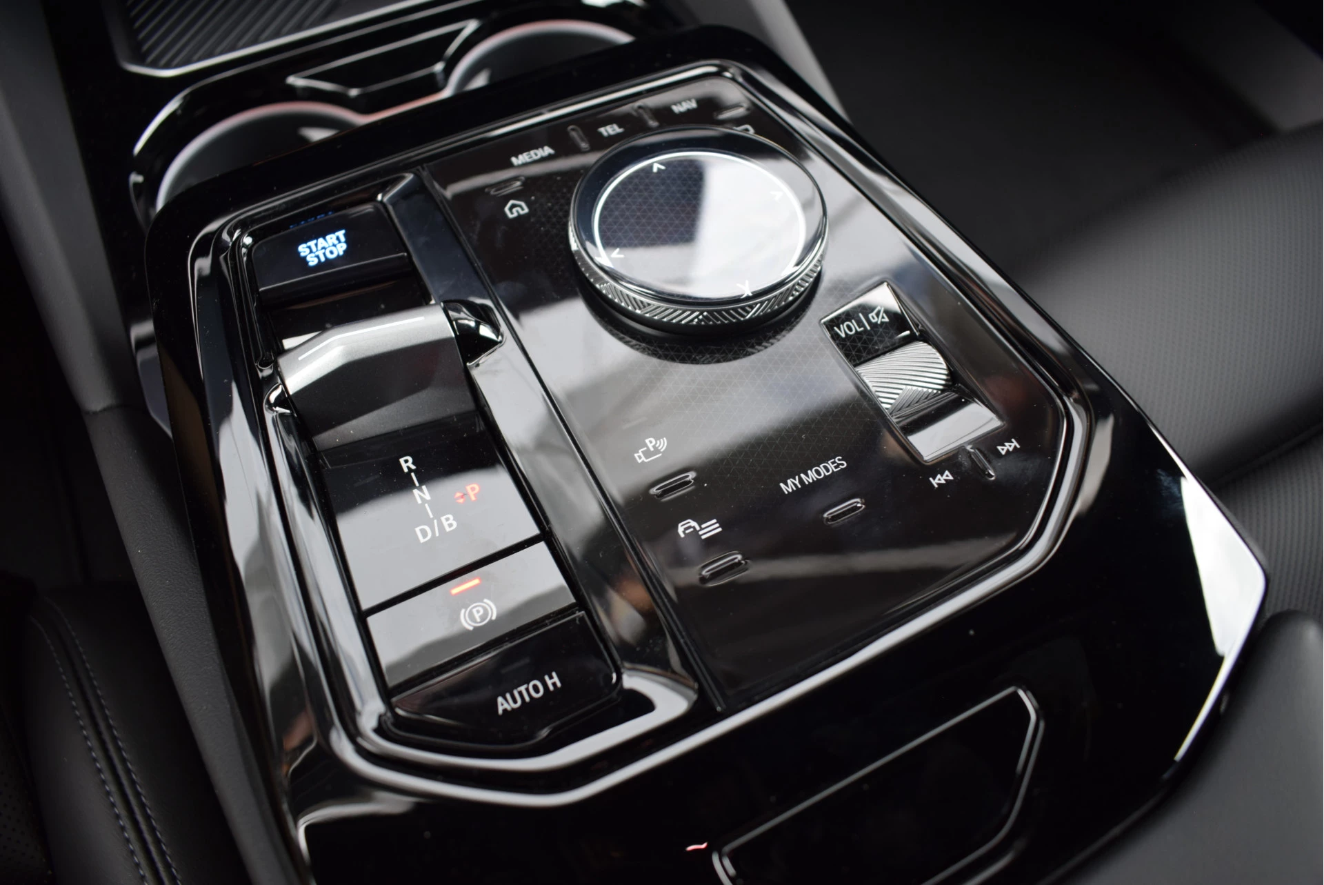 Hoofdafbeelding BMW i5
