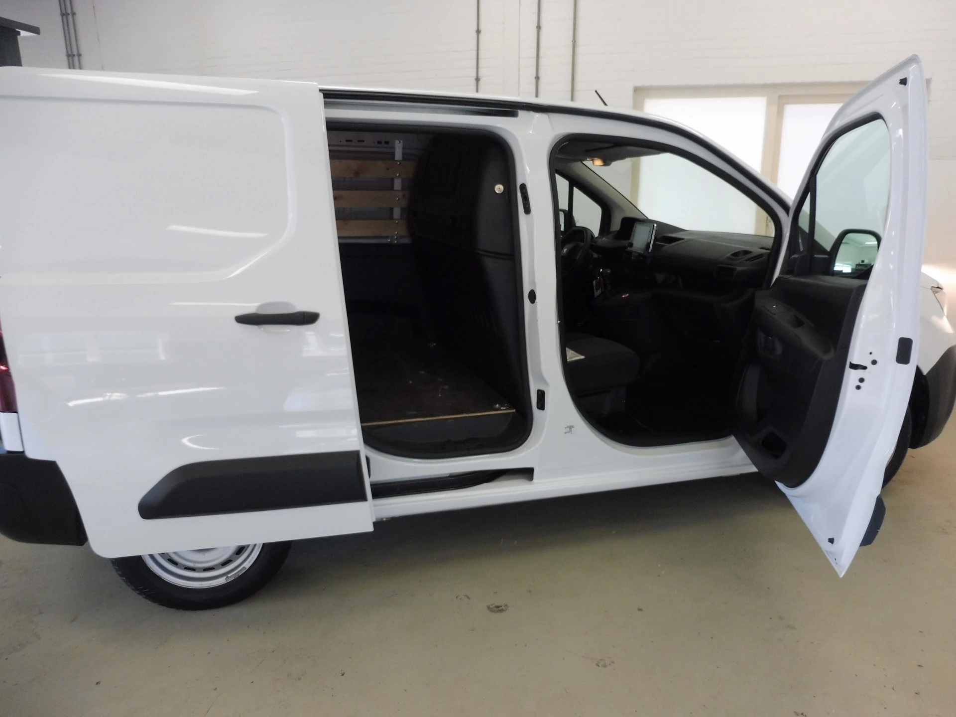 Hoofdafbeelding Peugeot Partner