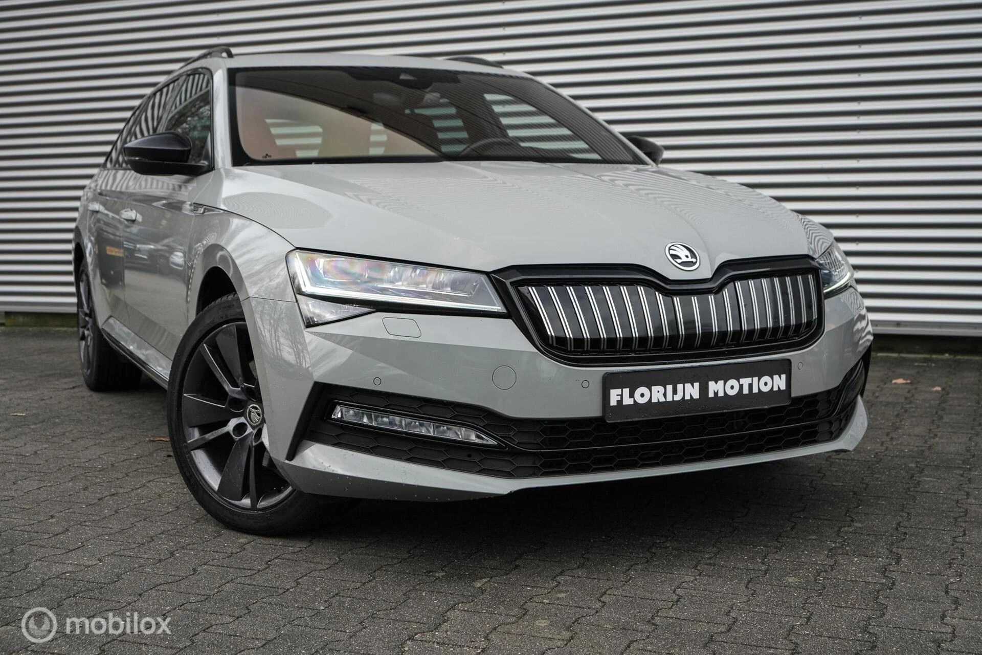 Hoofdafbeelding Škoda Superb