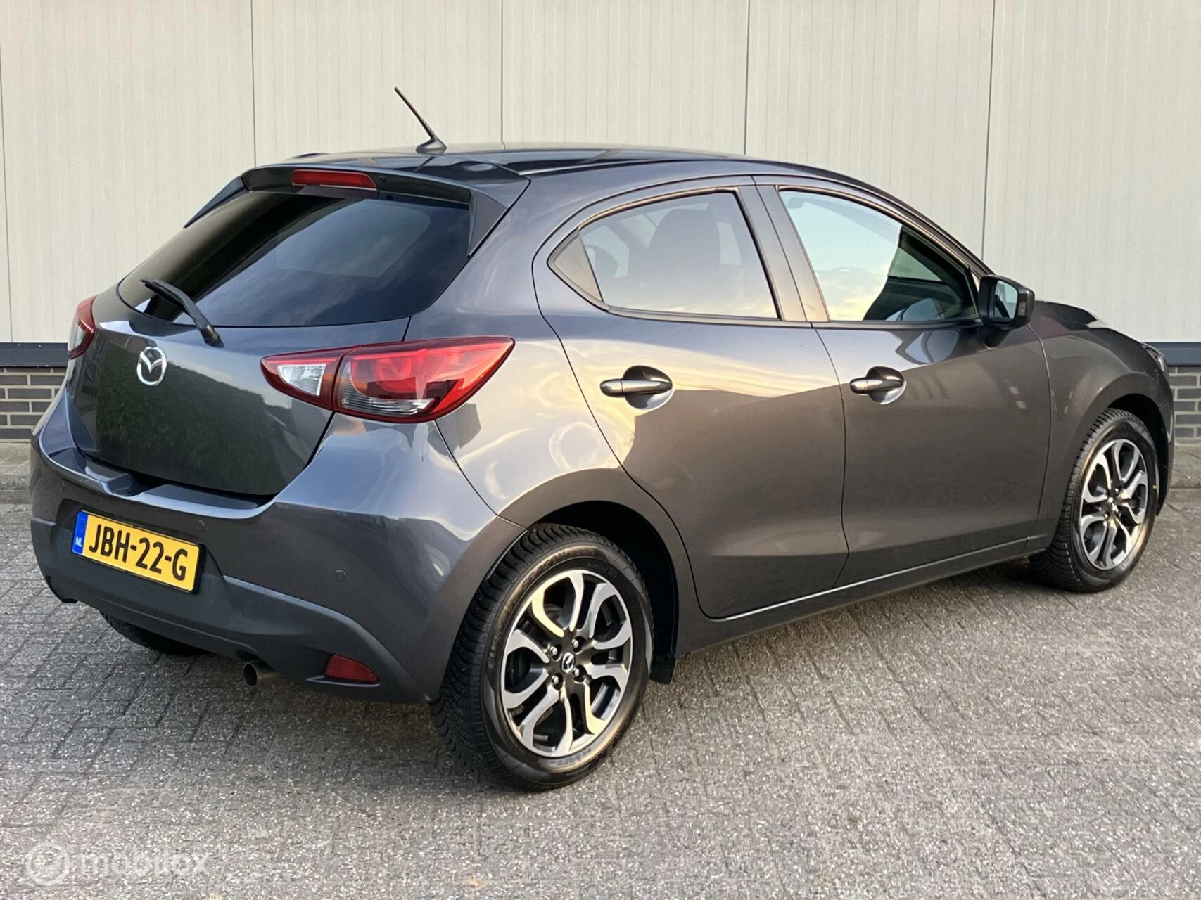 Hoofdafbeelding Mazda 2