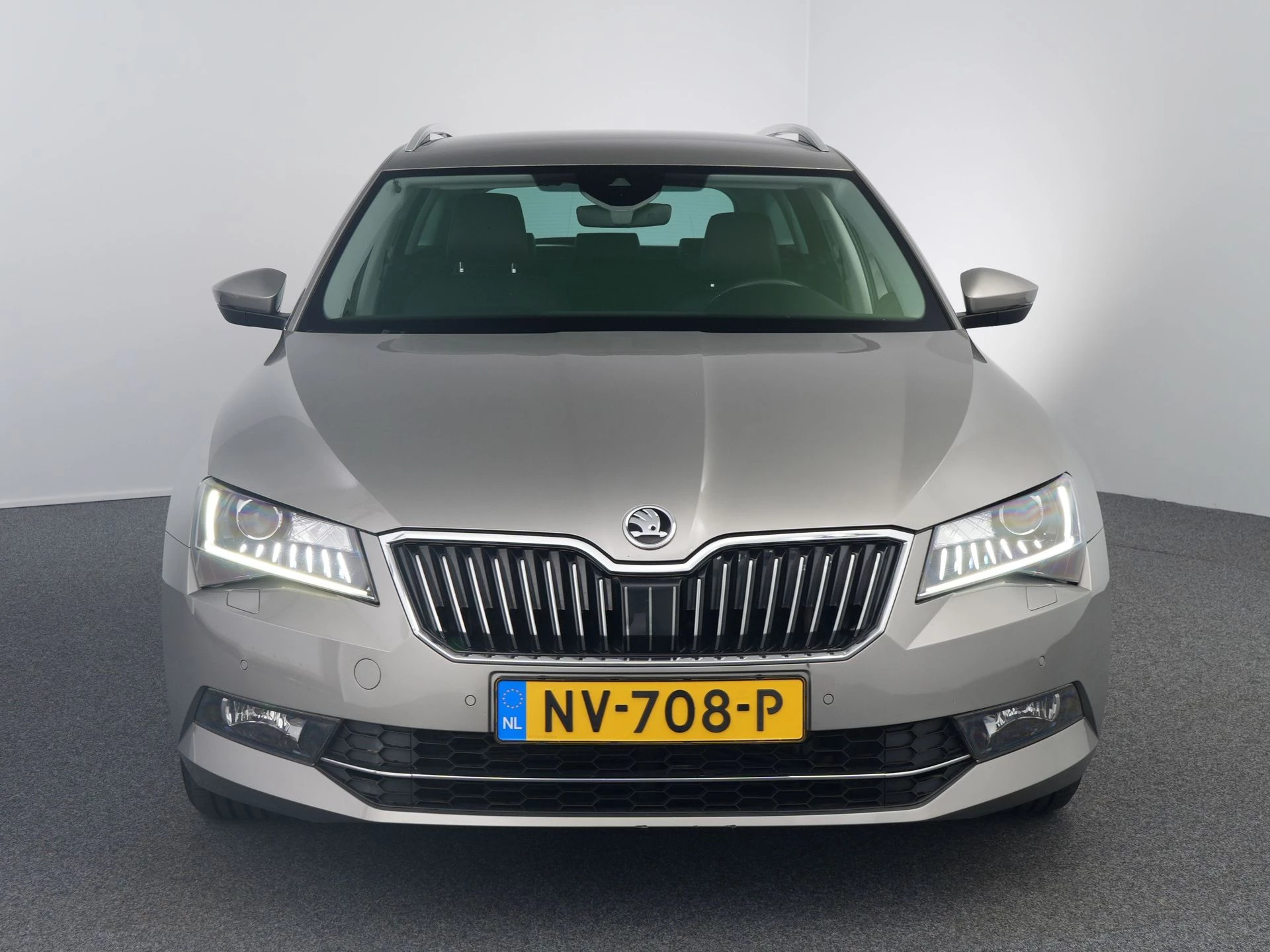 Hoofdafbeelding Škoda Superb