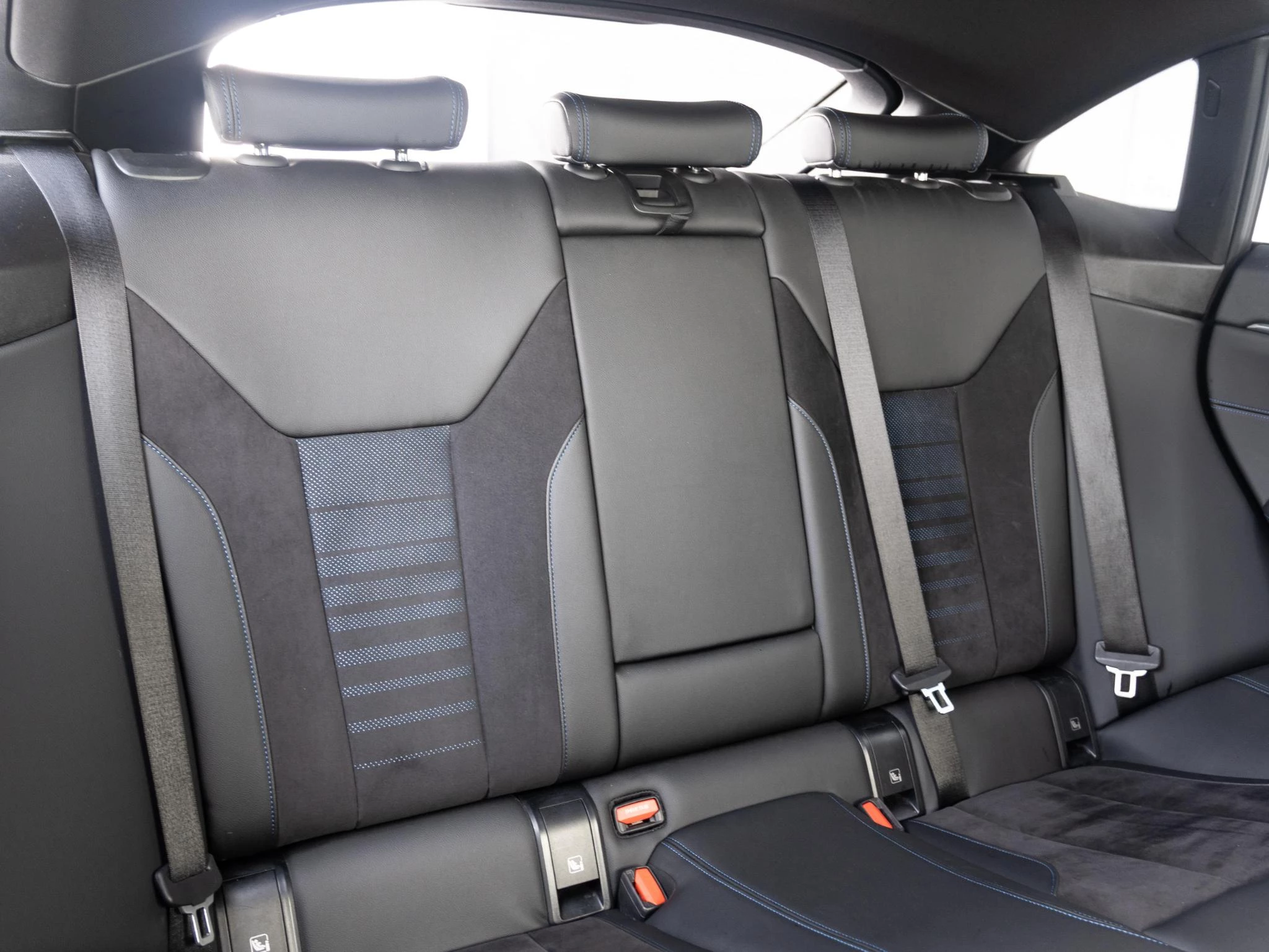 Hoofdafbeelding BMW i4