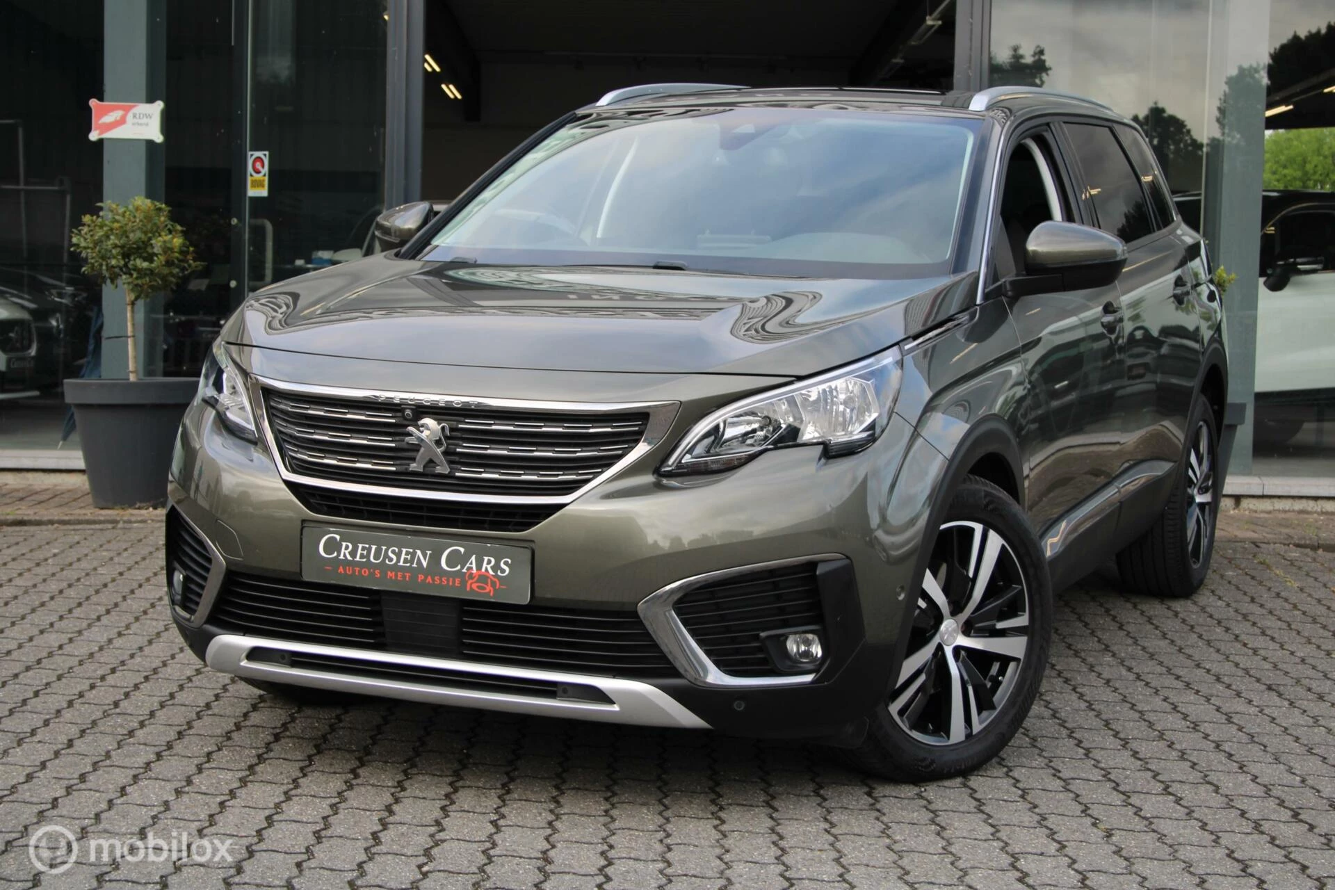 Hoofdafbeelding Peugeot 5008