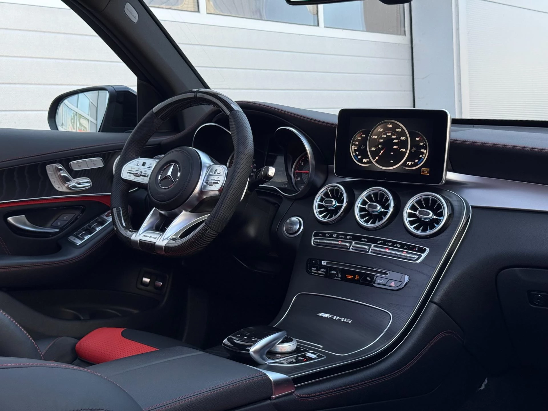 Hoofdafbeelding Mercedes-Benz GLC