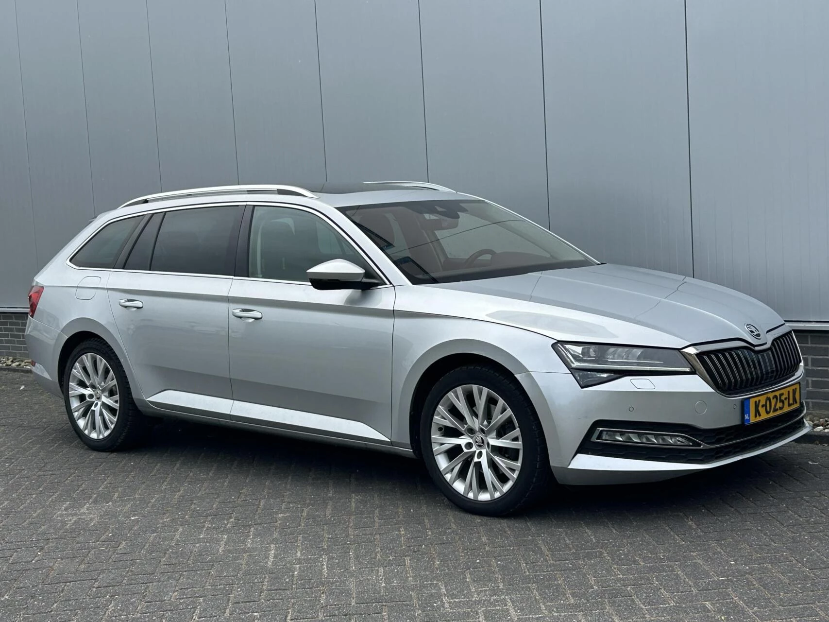 Hoofdafbeelding Škoda Superb