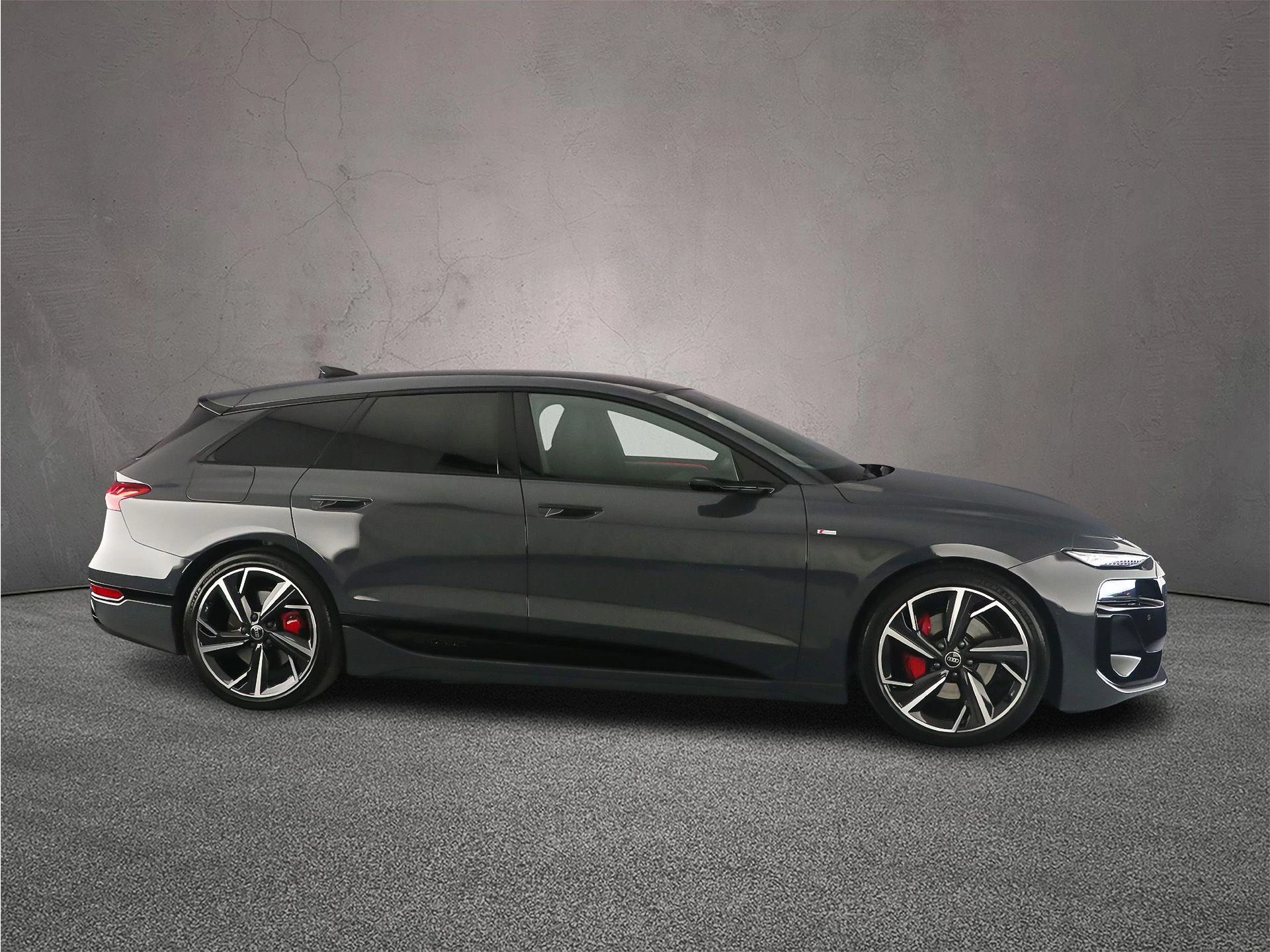 Hoofdafbeelding Audi A6 Avant e-tron