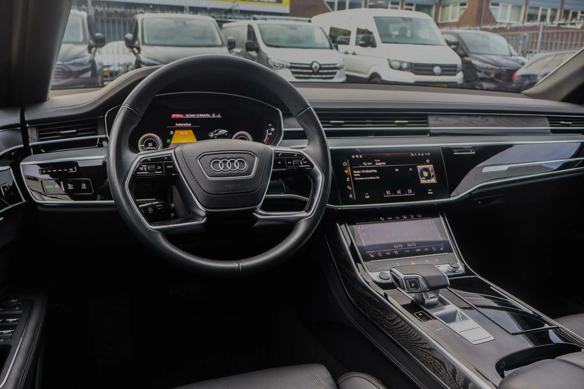 Hoofdafbeelding Audi A8