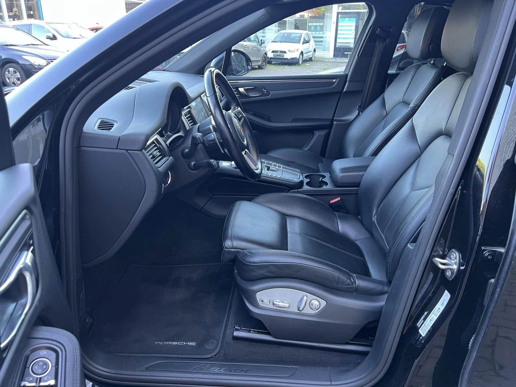 Hoofdafbeelding Porsche Macan