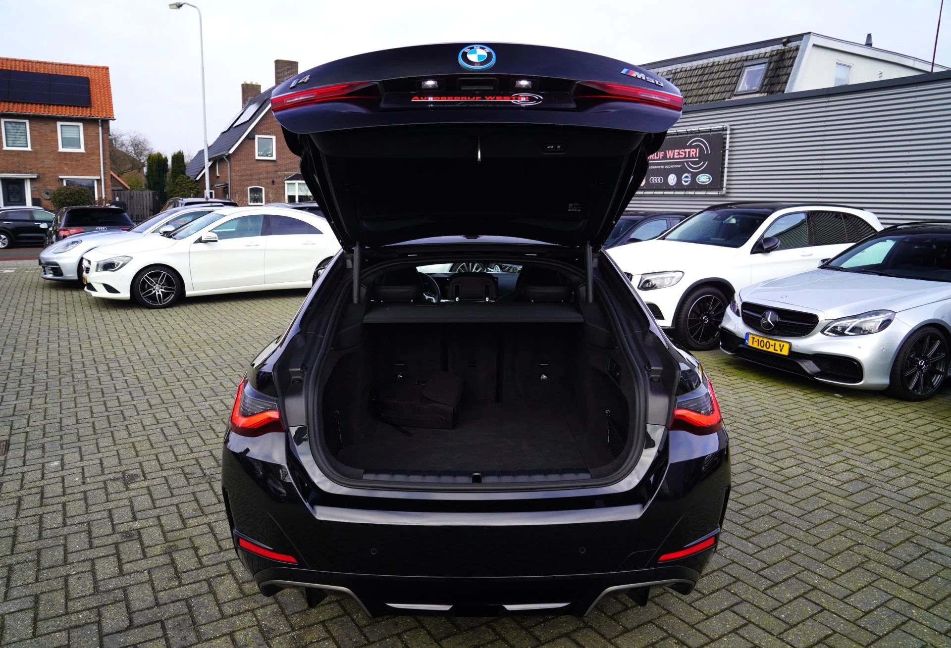 Hoofdafbeelding BMW i4