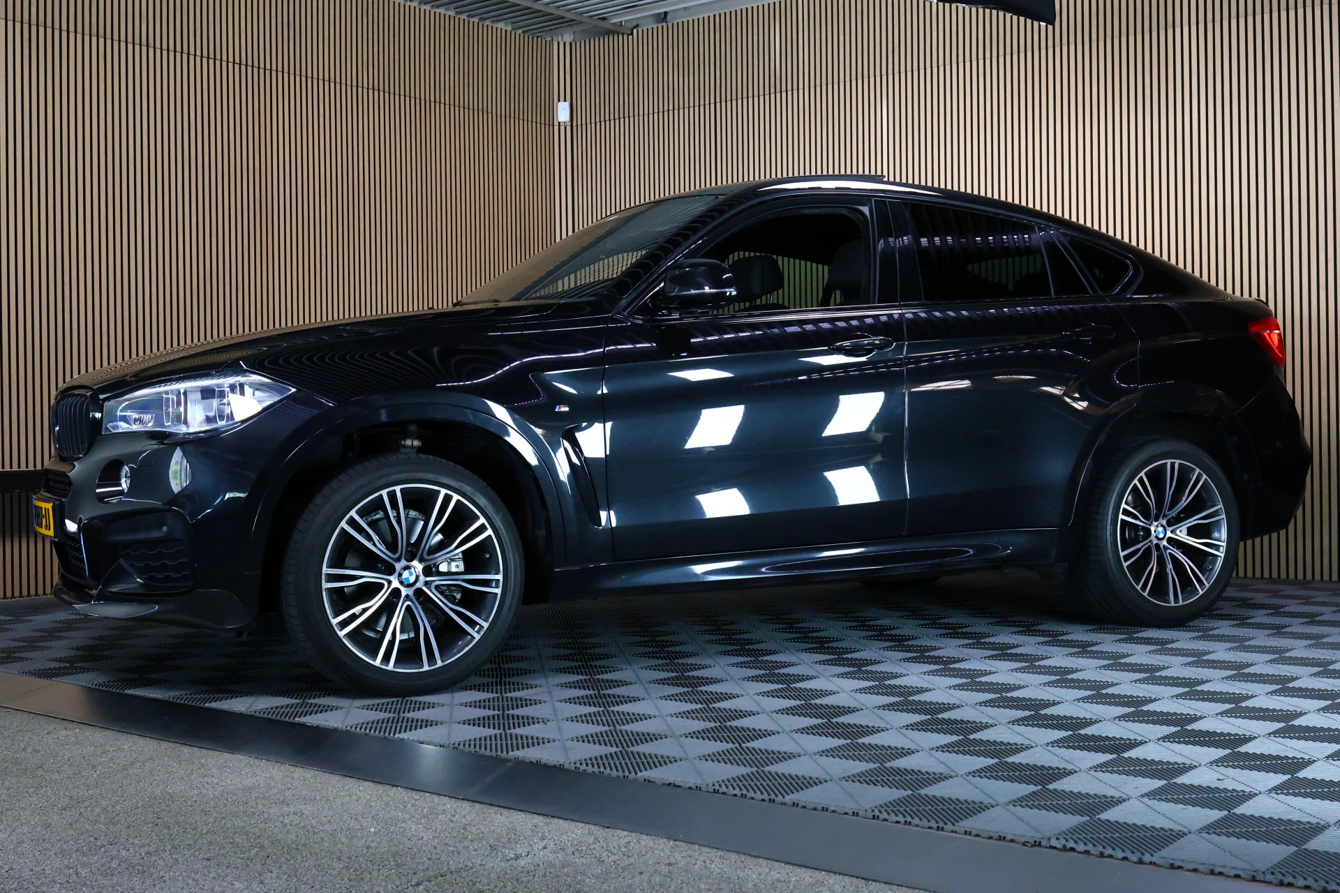 Hoofdafbeelding BMW X6