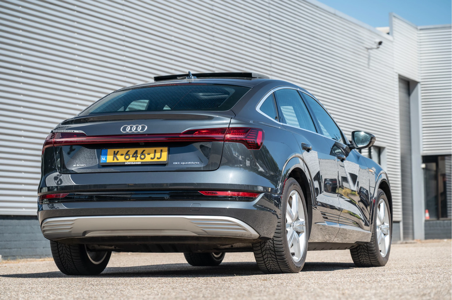 Hoofdafbeelding Audi e-tron