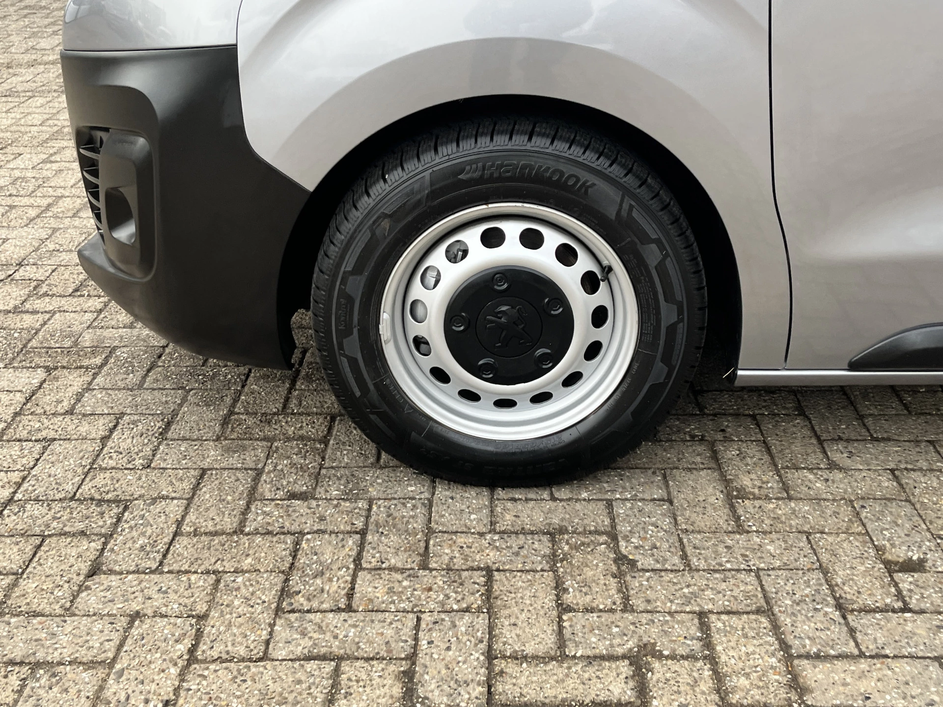 Hoofdafbeelding Peugeot Traveller