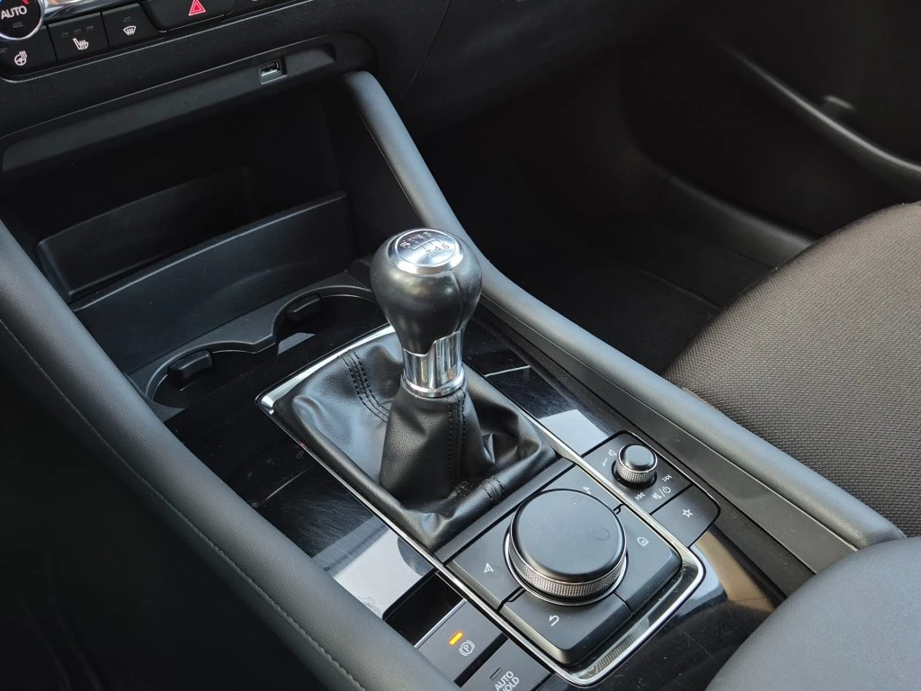 Hoofdafbeelding Mazda 3