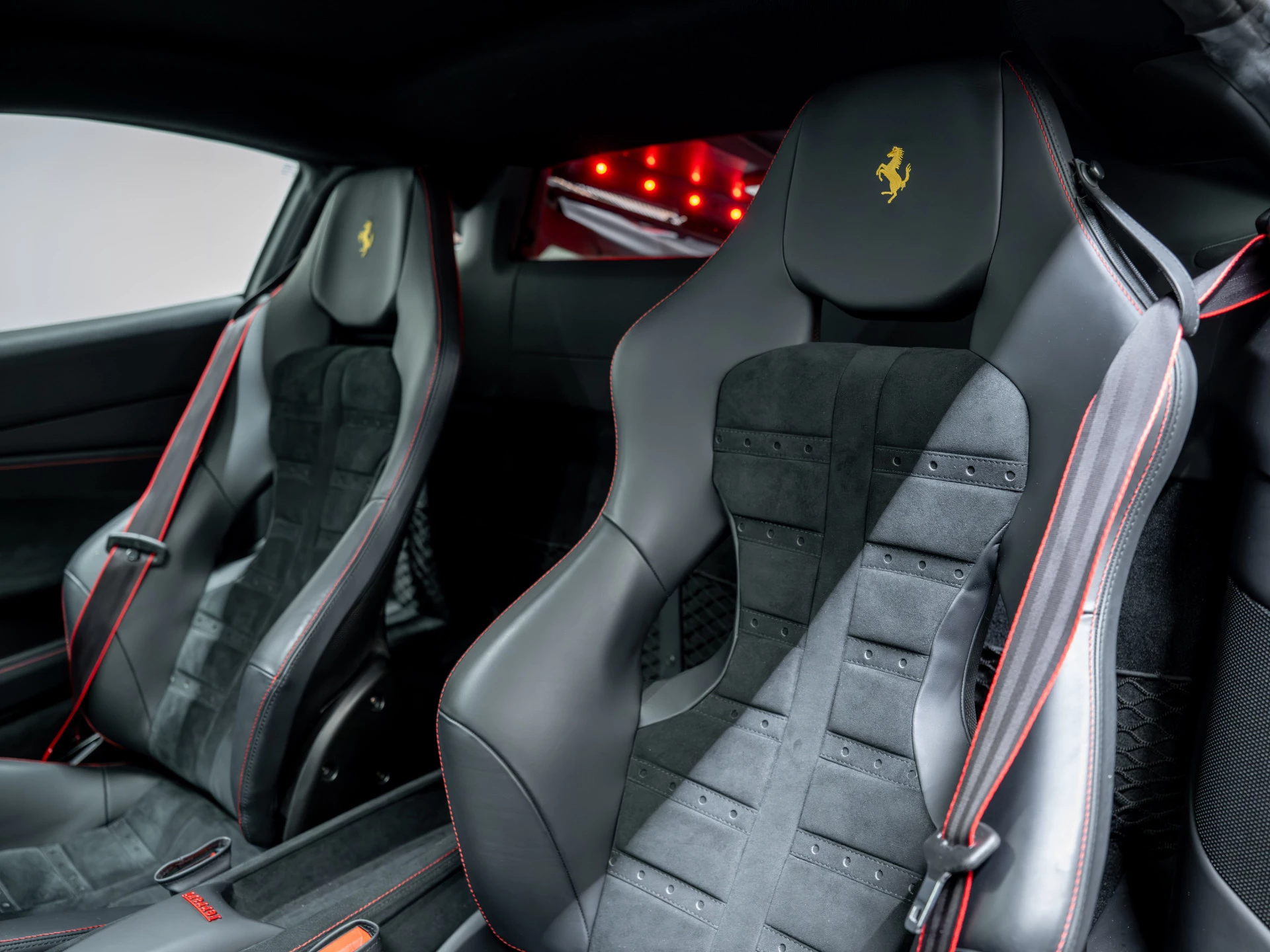 Hoofdafbeelding Ferrari F8 Tributo