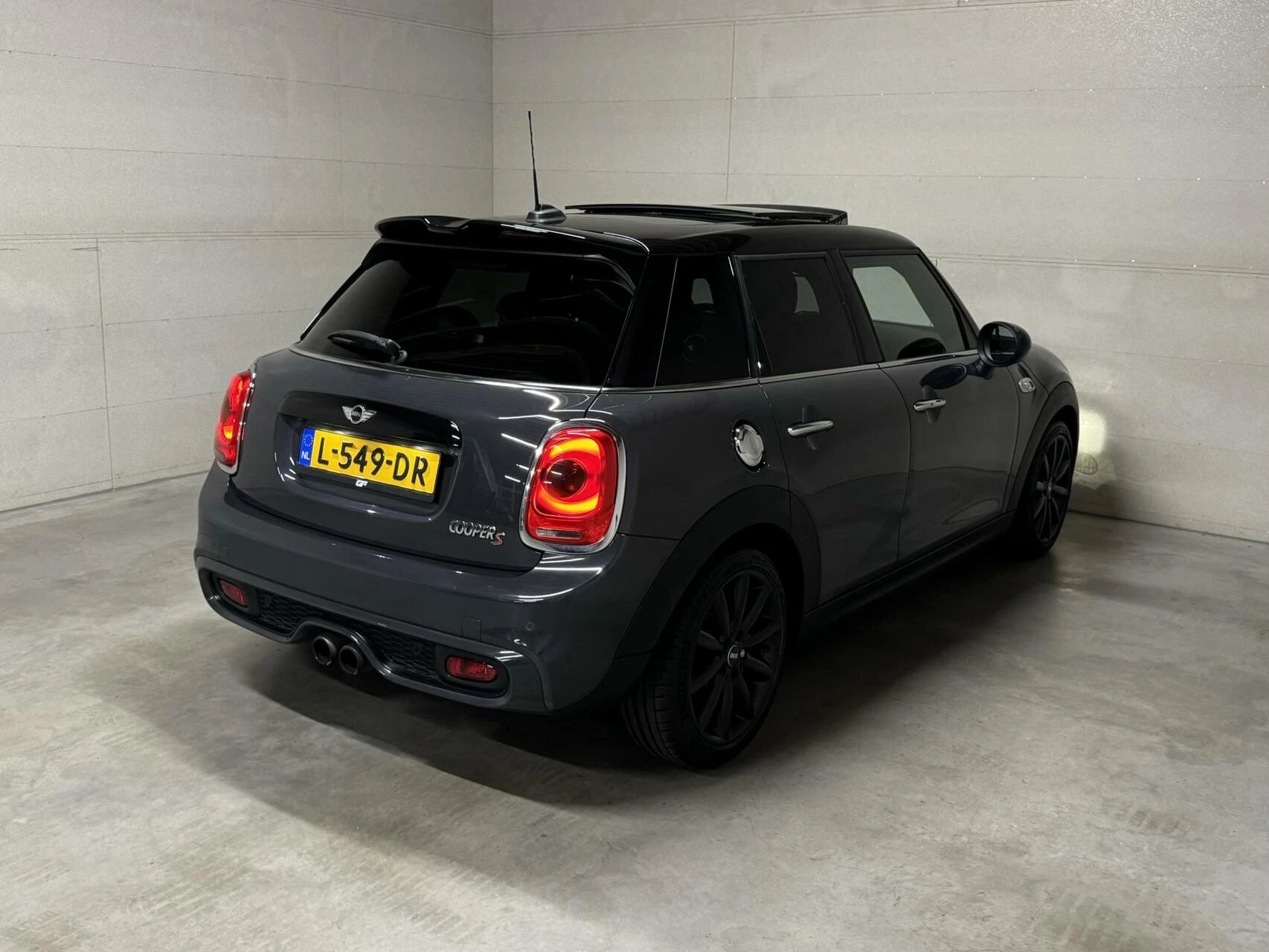 Hoofdafbeelding MINI Cooper S