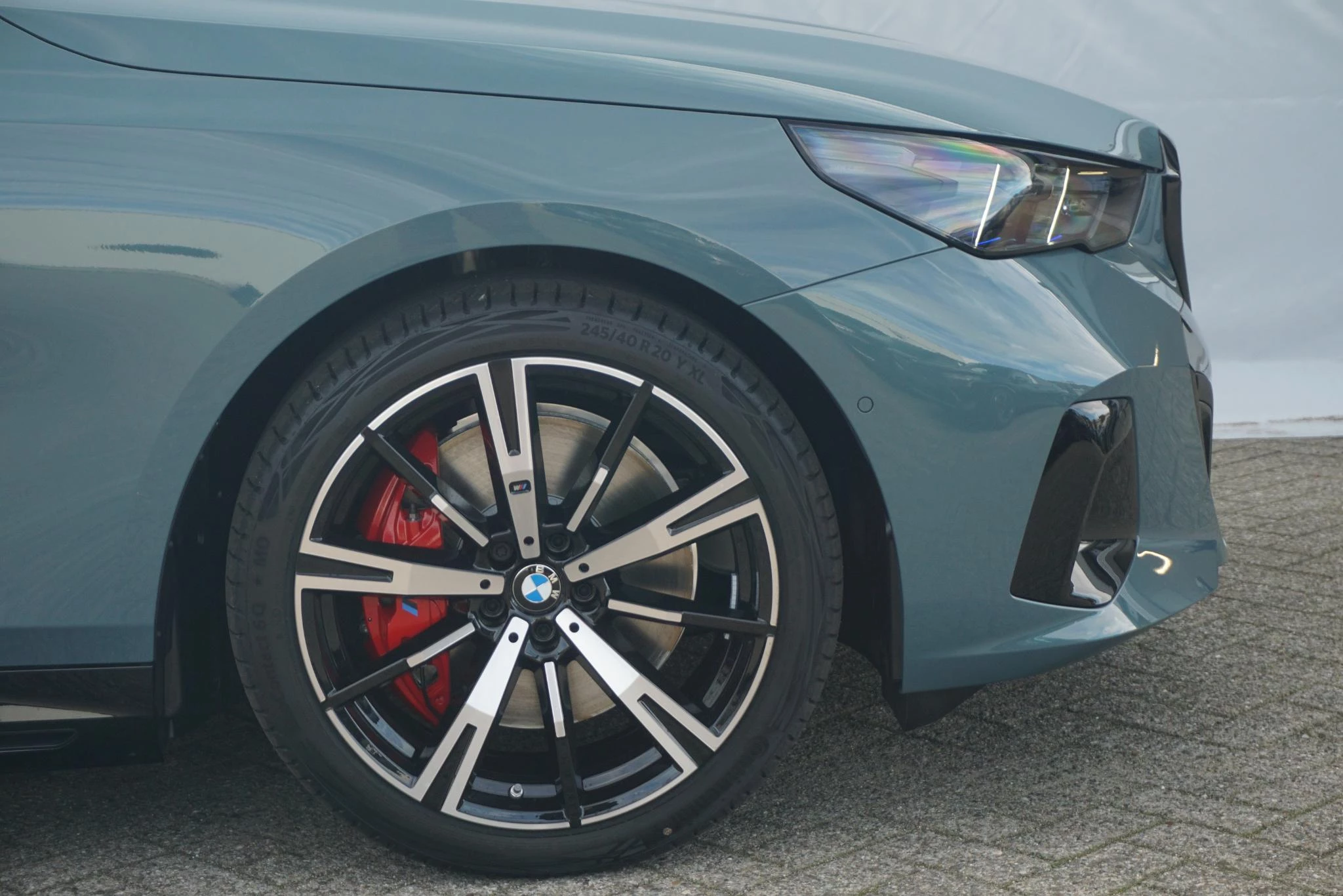 Hoofdafbeelding BMW i5