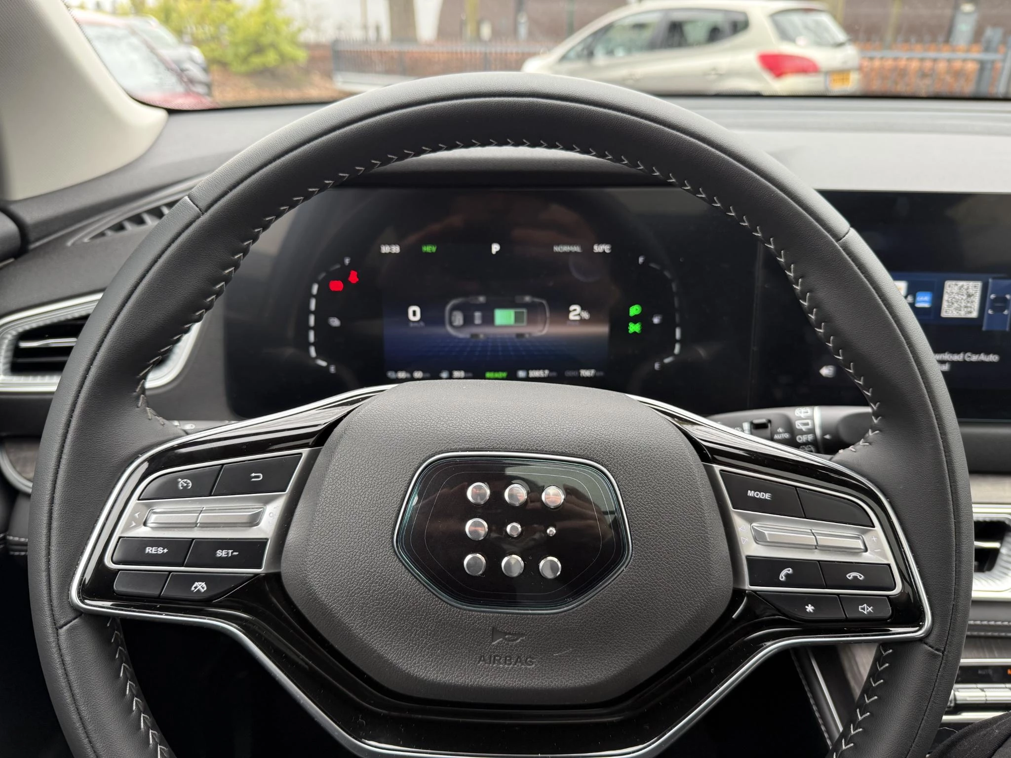 Hoofdafbeelding DFSK E5 PHEV