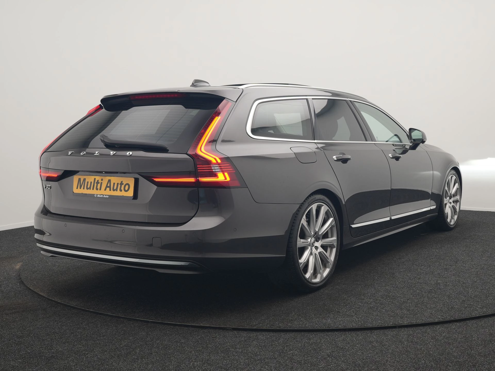 Hoofdafbeelding Volvo V90