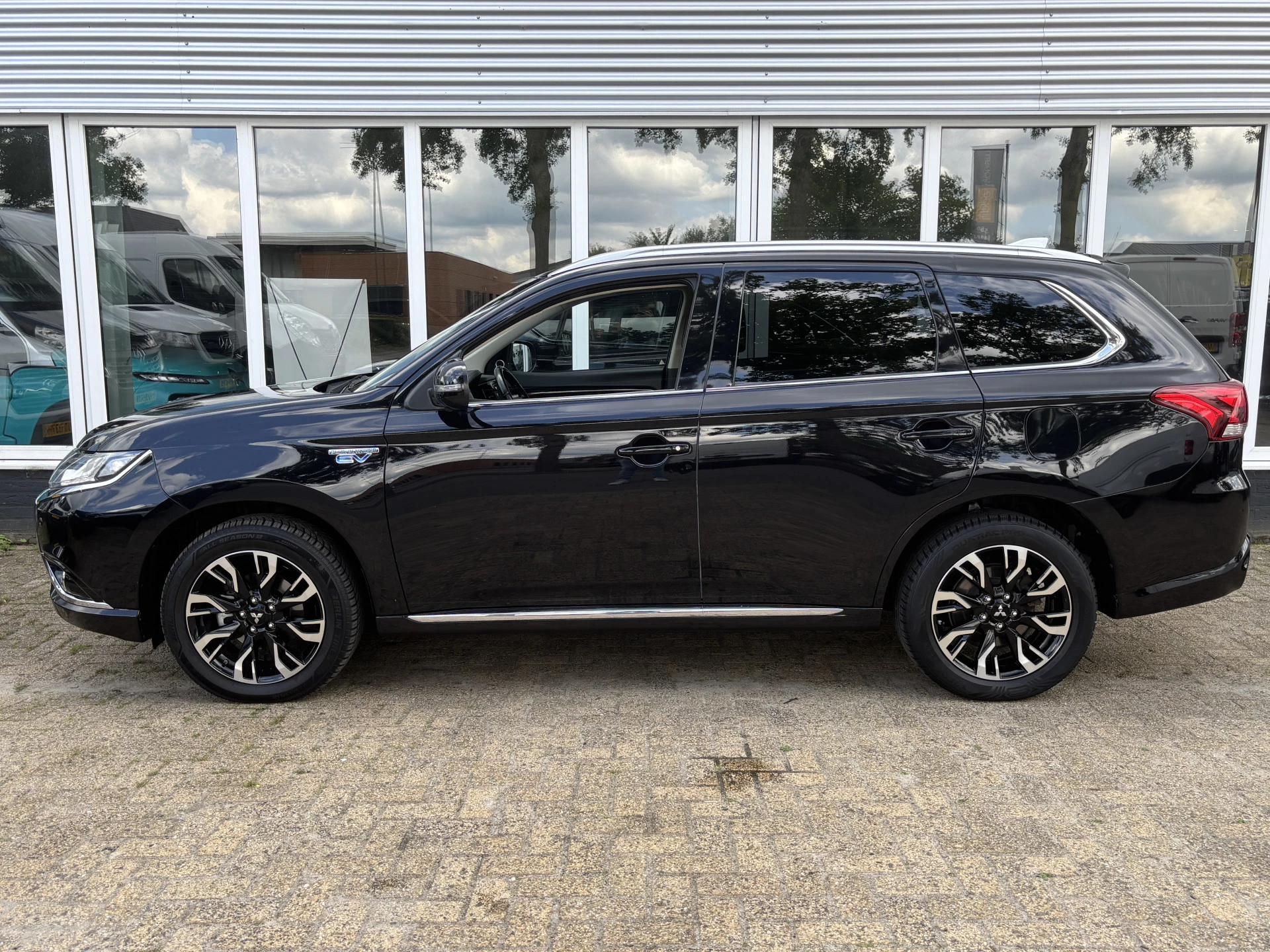 Hoofdafbeelding Mitsubishi Outlander