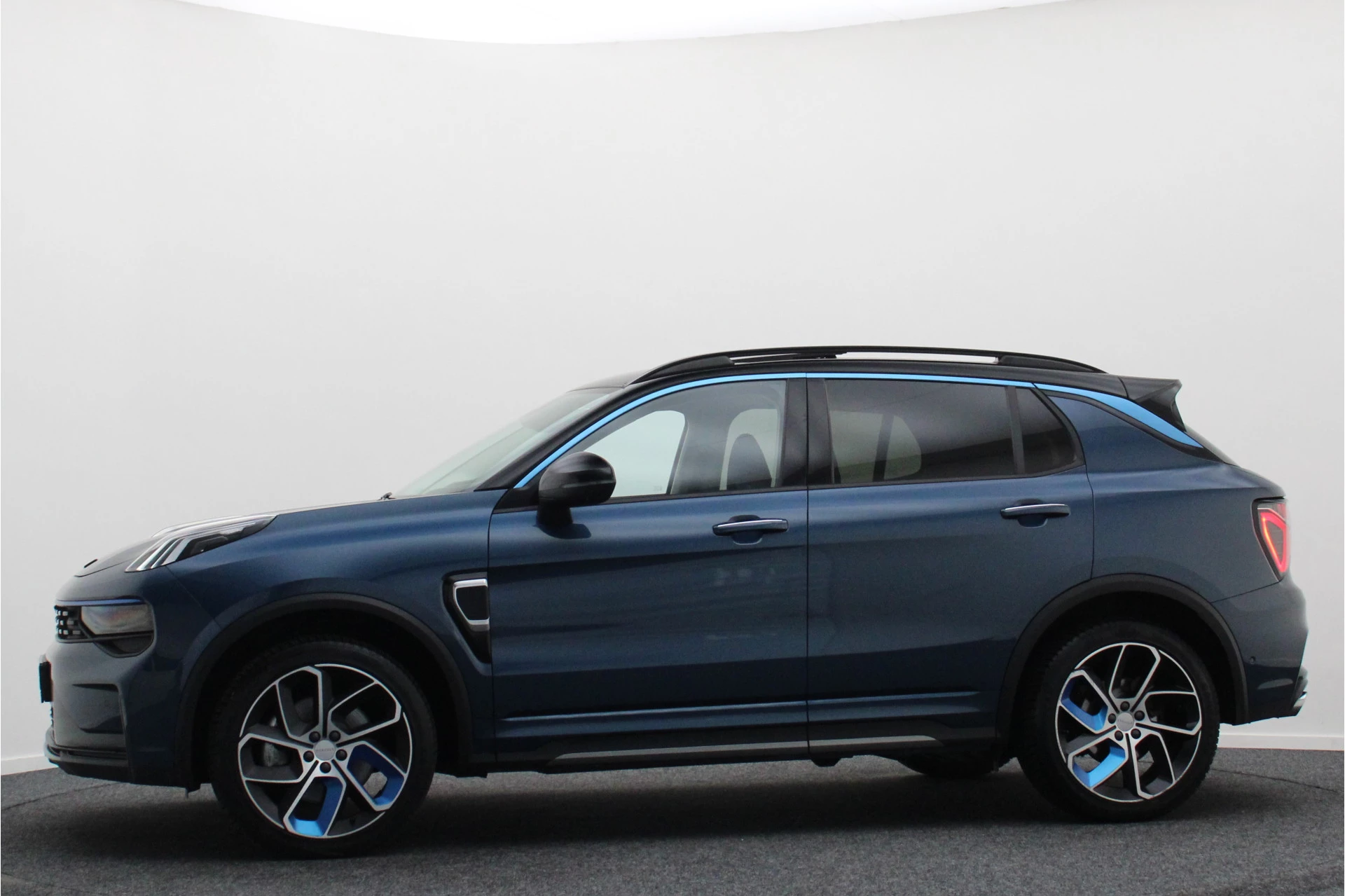 Hoofdafbeelding Lynk & Co 01