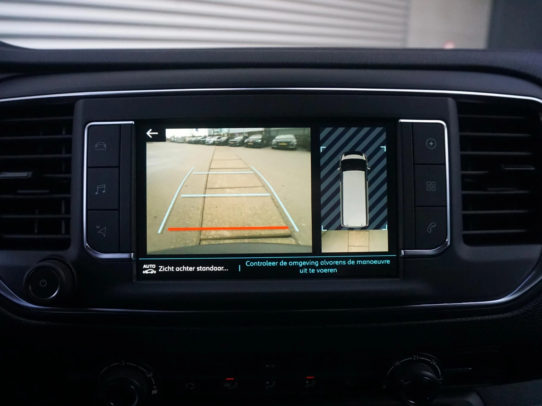 Hoofdafbeelding Peugeot e-Expert