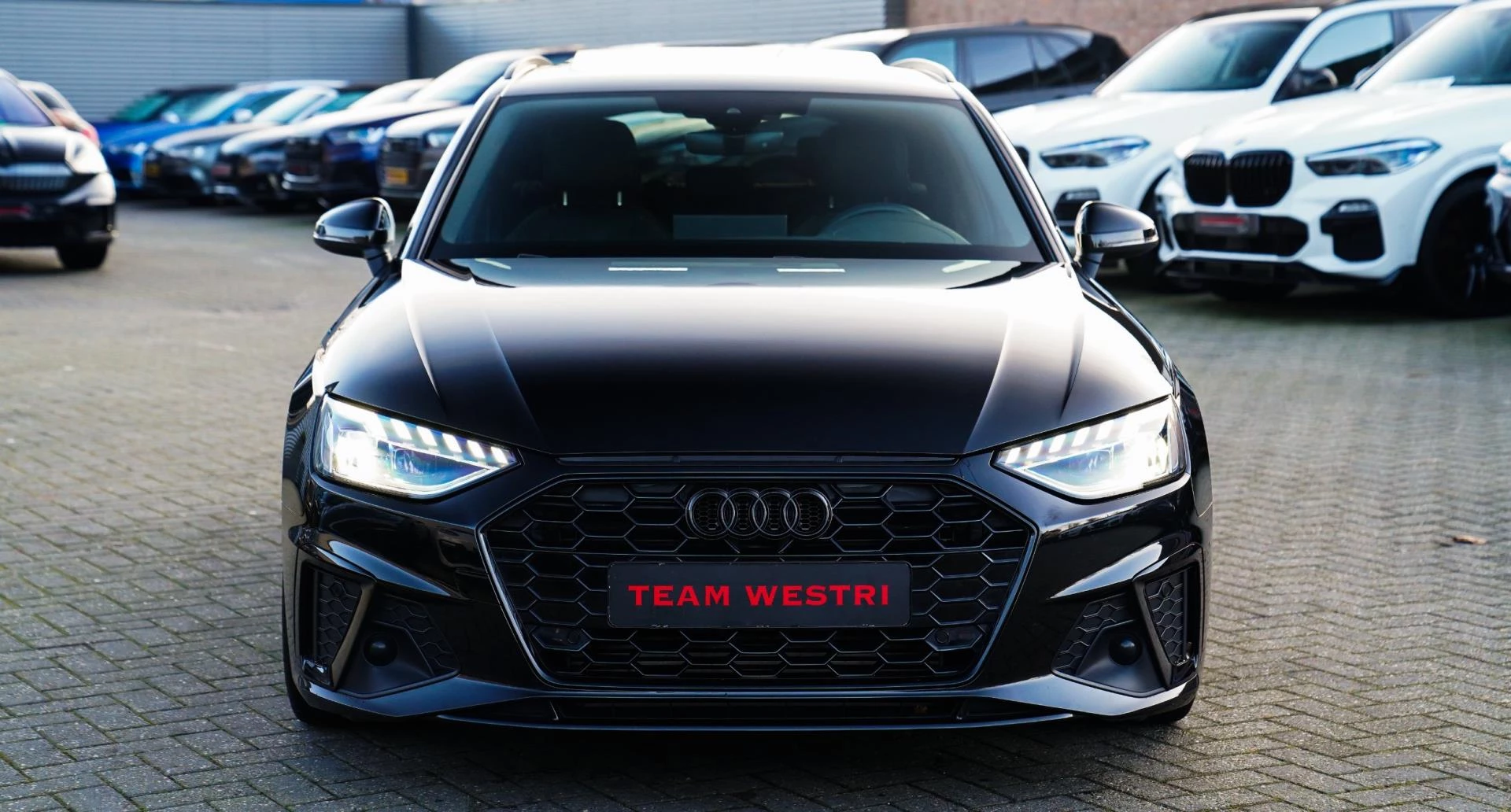 Hoofdafbeelding Audi A4