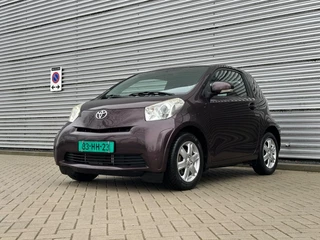 Hoofdafbeelding Toyota iQ Toyota iQ 1.0 VVTI COMFORT AIRCO/LM VELGEN !!