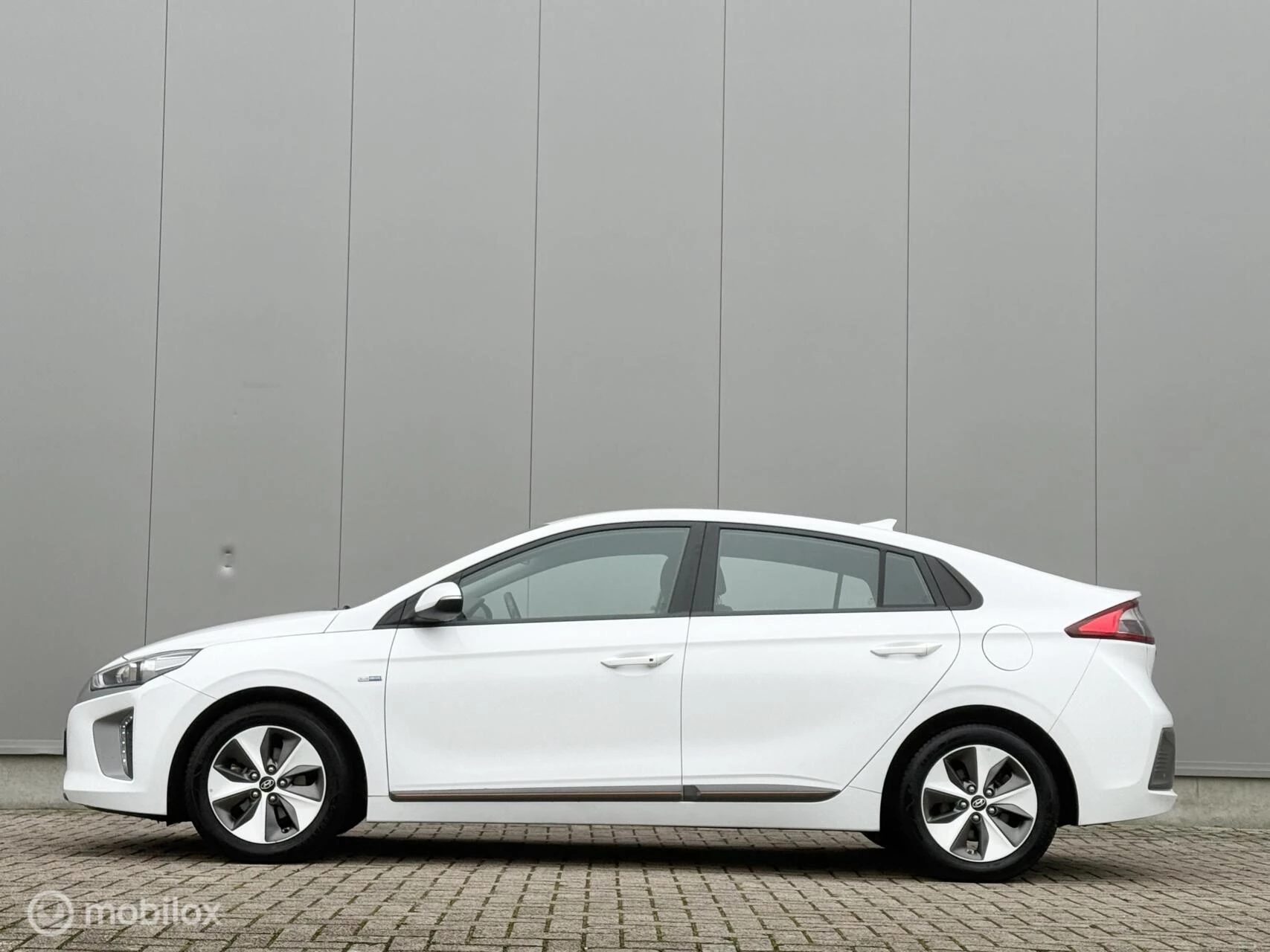 Hoofdafbeelding Hyundai IONIQ