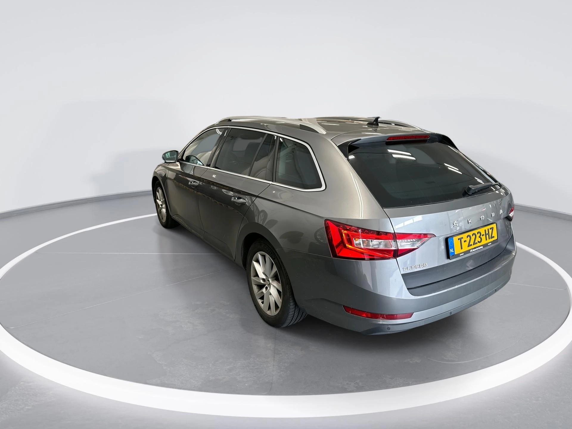 Hoofdafbeelding Škoda Superb