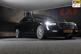 Hoofdafbeelding Mercedes-Benz S-Klasse Mercedes-Benz S-klasse 500 4MATIC Lang AMG Line / Autonoom Rijden / Head Up / 360 Camera / Acc / Burmester / Chauffeur Pakket / 22