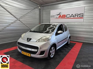 Peugeot 107 1.0-12V Black & Silver