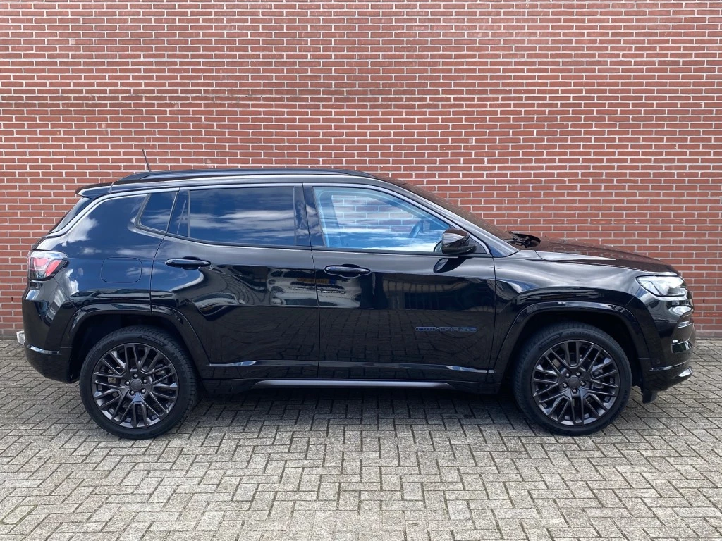 Hoofdafbeelding Jeep Compass
