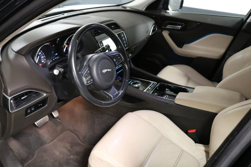 Hoofdafbeelding Jaguar F-PACE