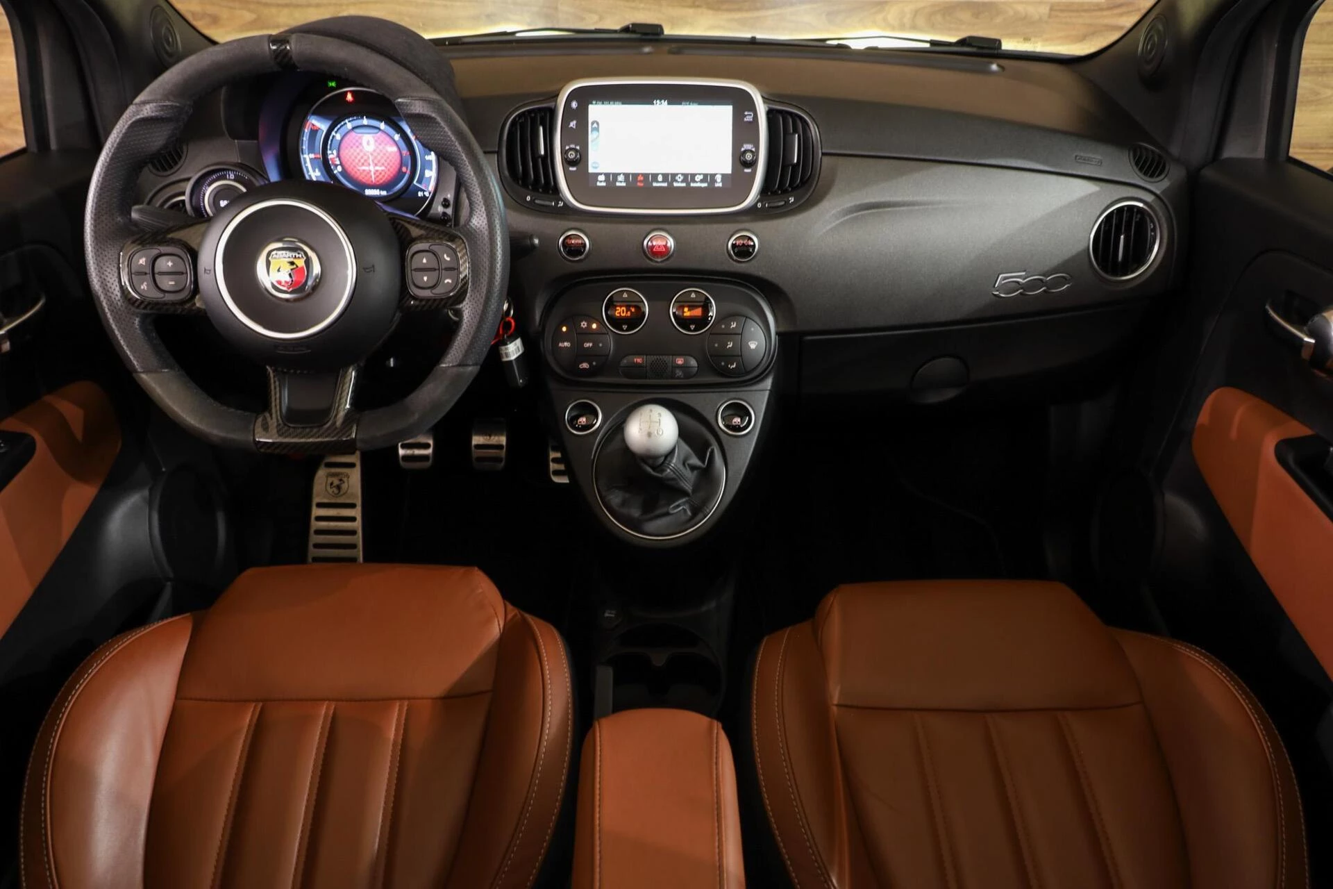 Hoofdafbeelding Fiat 500C