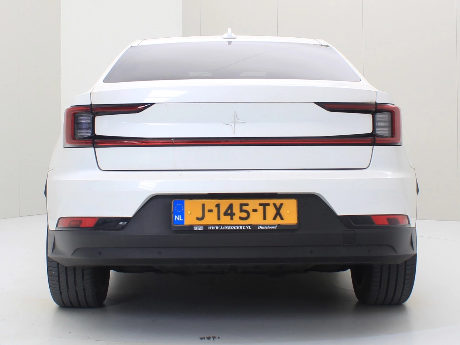 Hoofdafbeelding Polestar 2