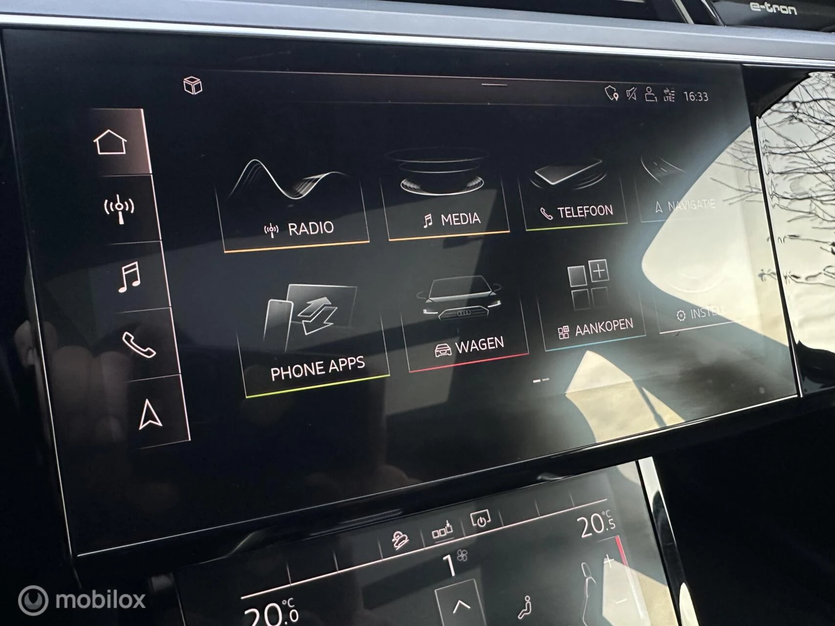 Hoofdafbeelding Audi e-tron