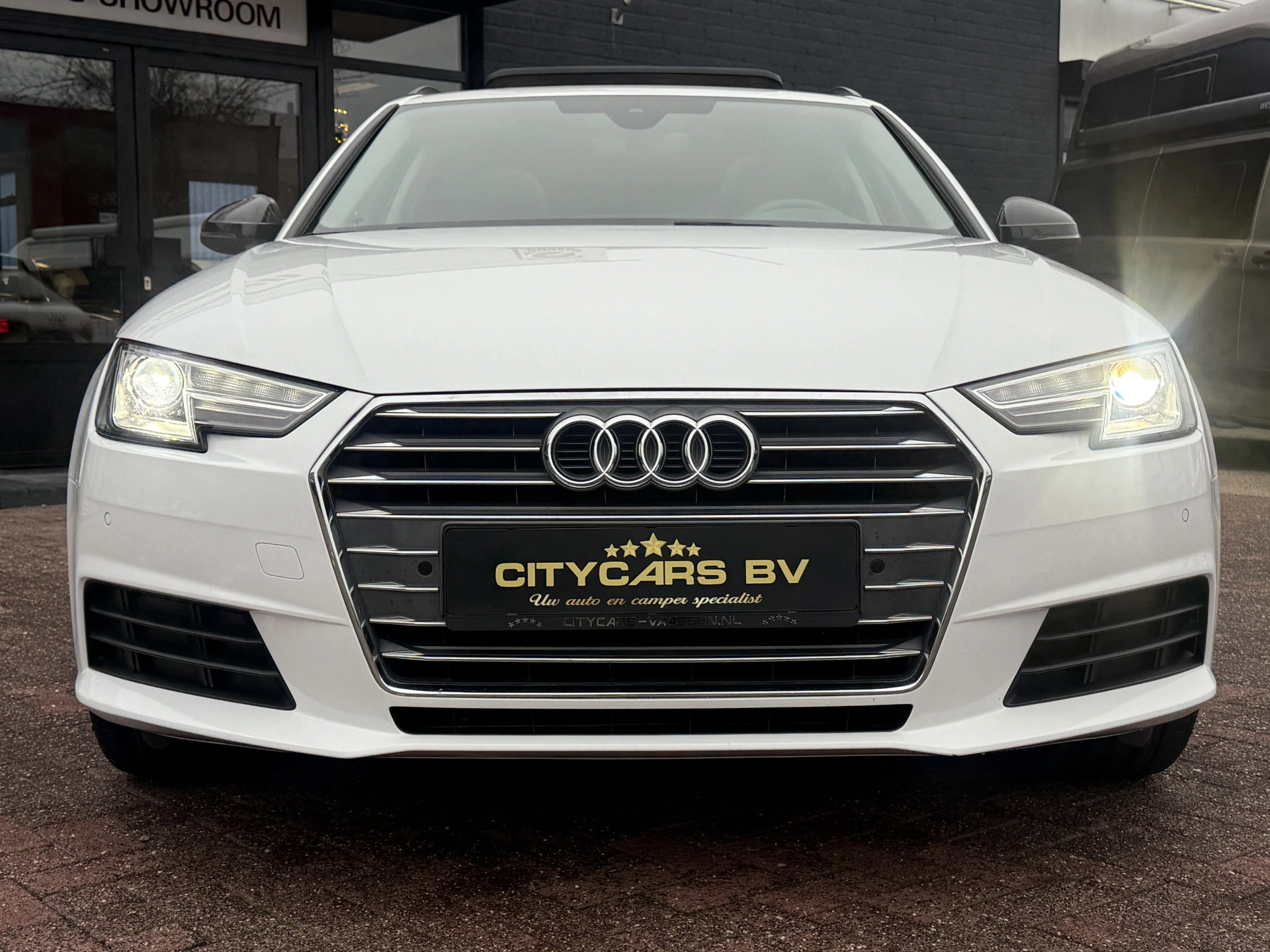 Hoofdafbeelding Audi A4