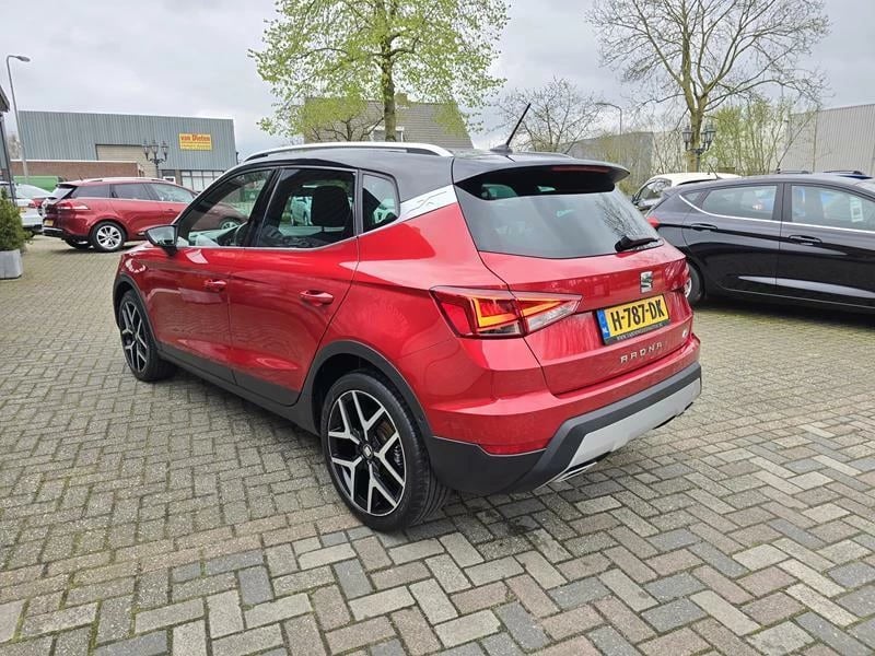 Hoofdafbeelding SEAT Arona