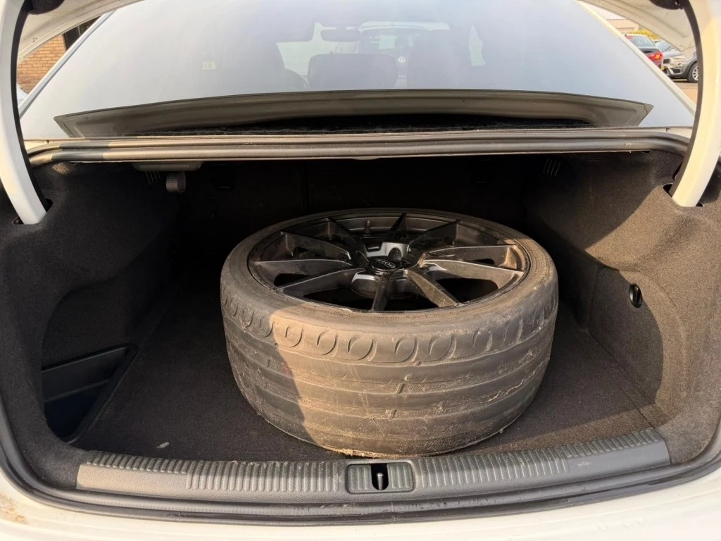 Hoofdafbeelding Audi S3