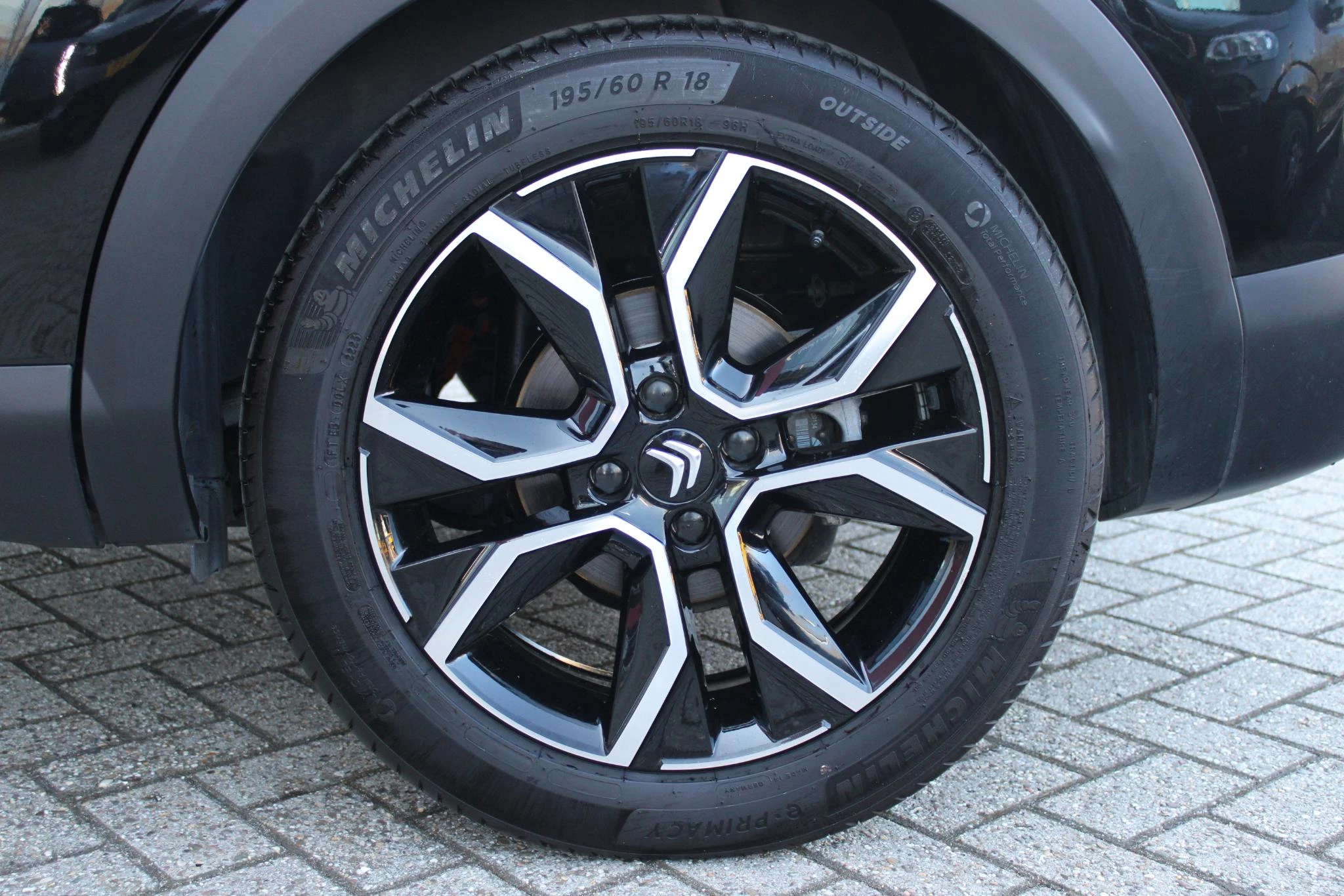 Hoofdafbeelding Citroën ë-C4