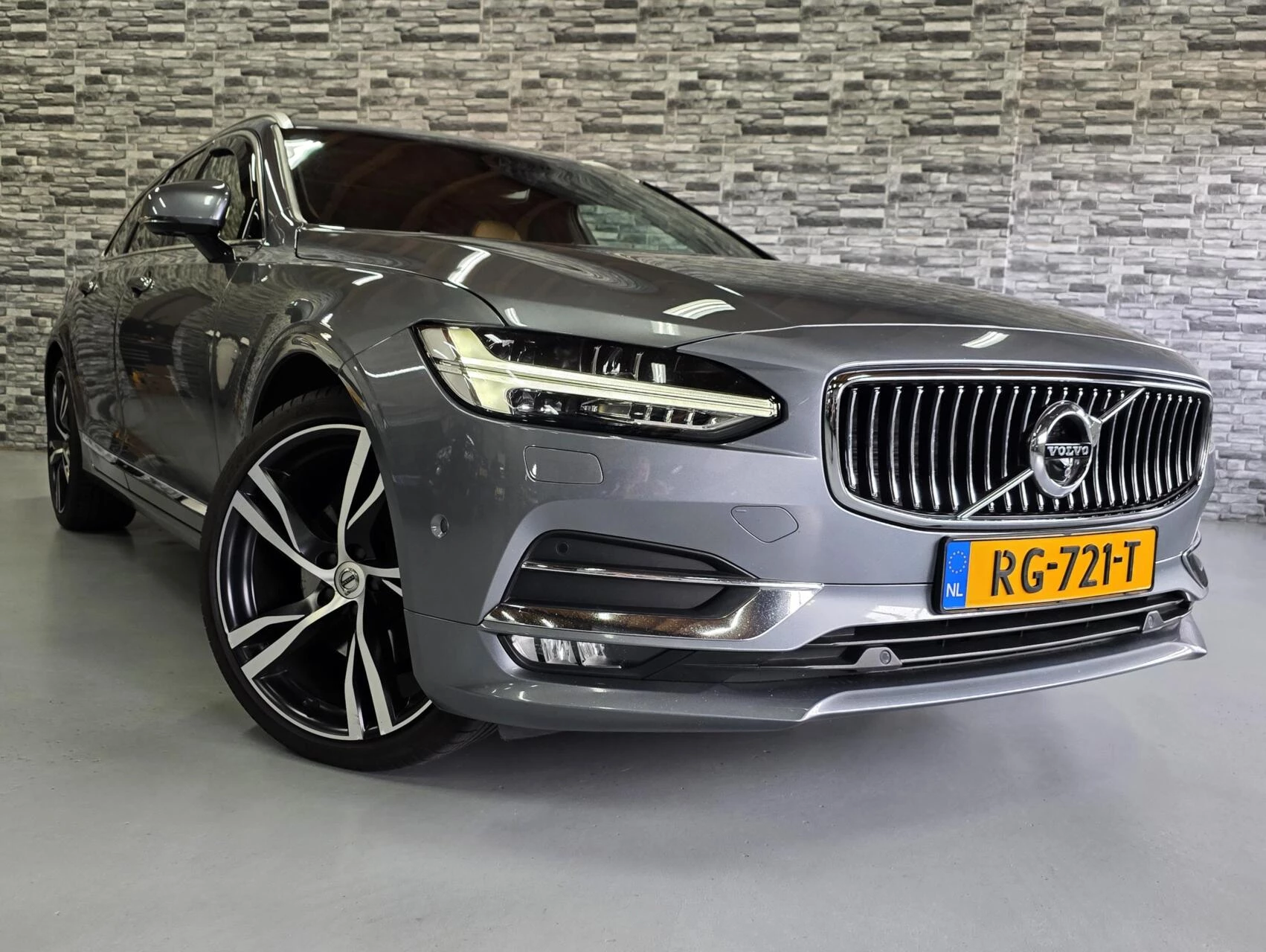 Hoofdafbeelding Volvo V90