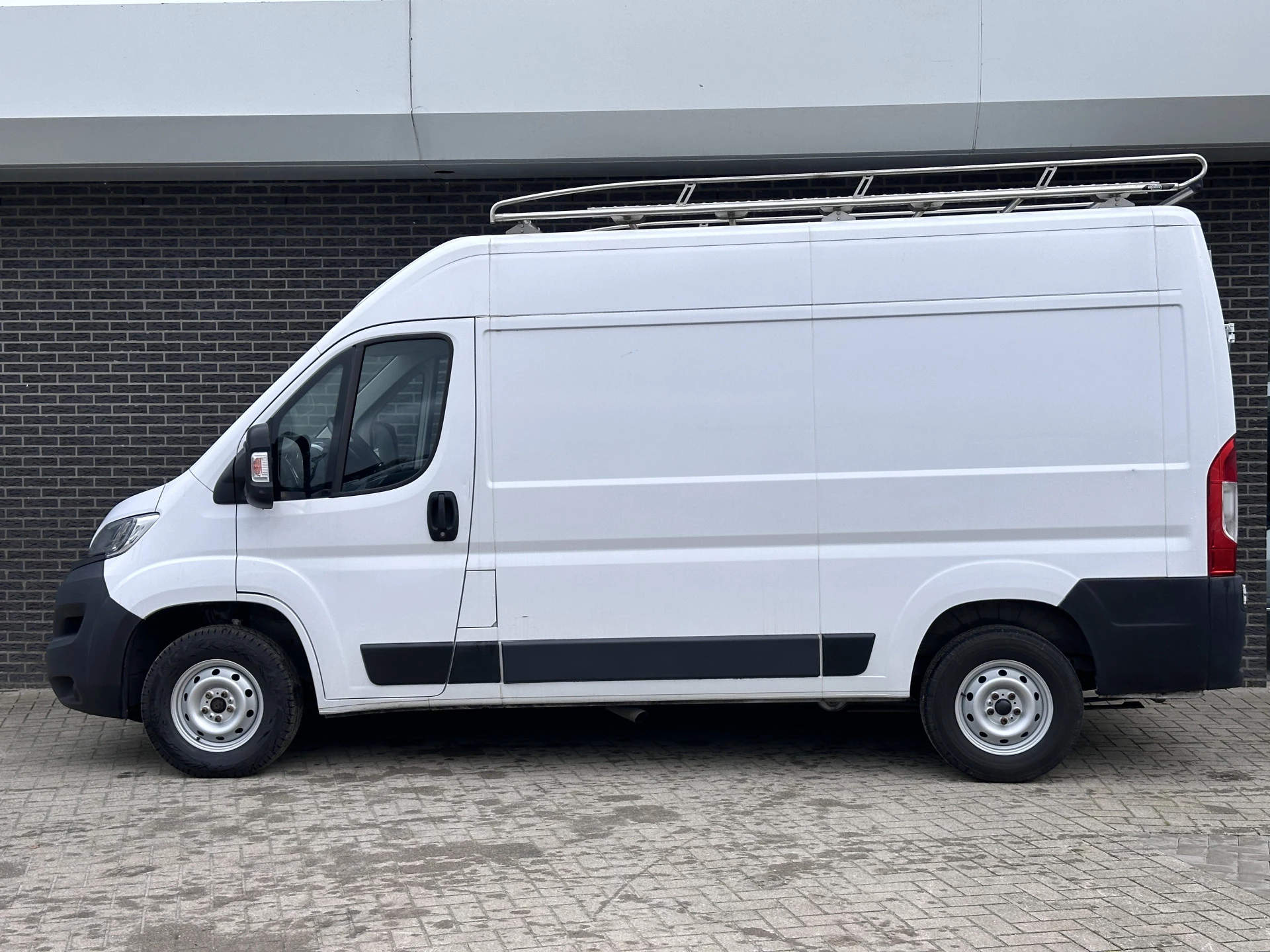 Hoofdafbeelding Opel Movano