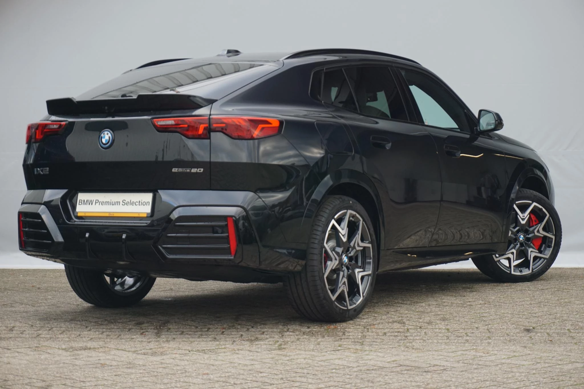 Hoofdafbeelding BMW iX2