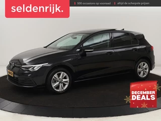 Volkswagen Golf 1.5 TSI Life Bns | Panoramadak | Adaptive Cruise |  Stoelverwarming | Camera | Navigatie | Carplay | Sfeerverlichting