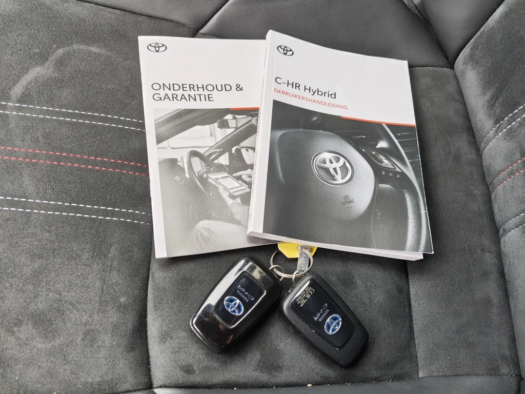 Hoofdafbeelding Toyota C-HR