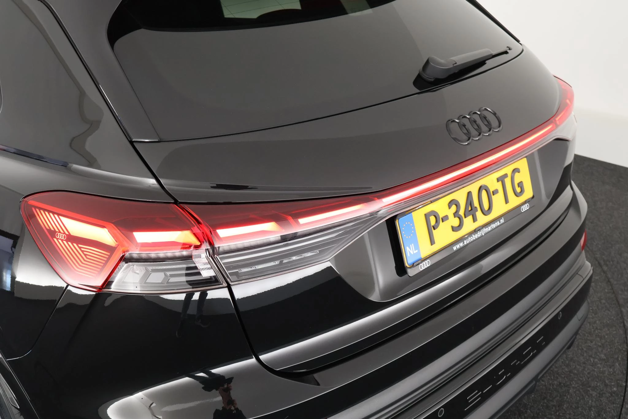 Hoofdafbeelding Audi Q4 e-tron