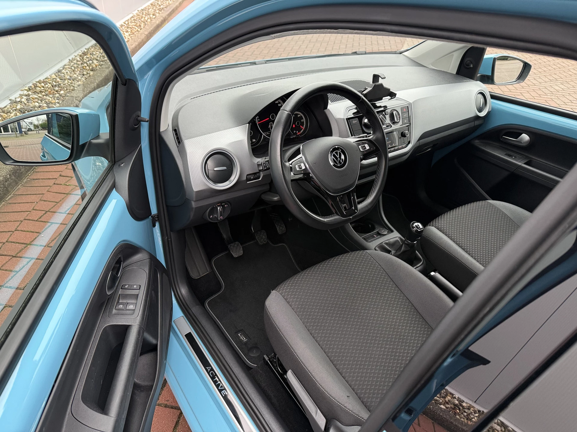 Hoofdafbeelding Volkswagen up!