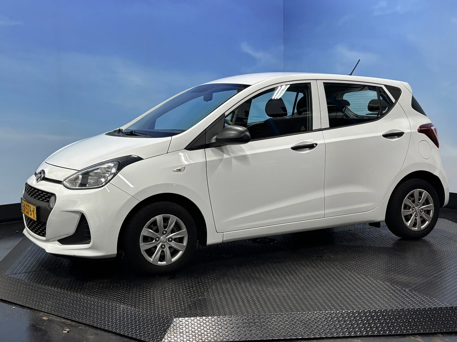 Hoofdafbeelding Hyundai i10