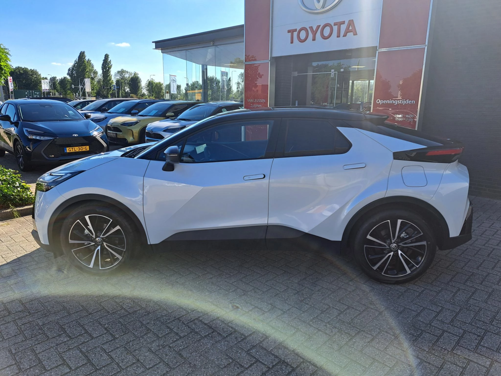 Hoofdafbeelding Toyota C-HR