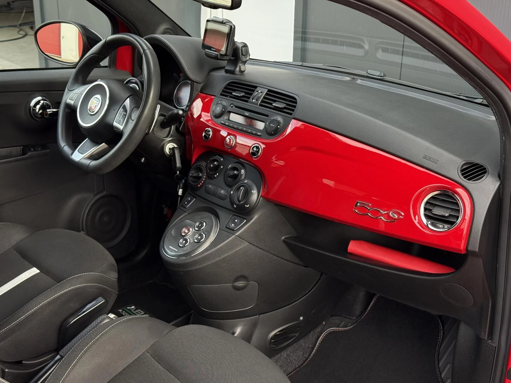 Hoofdafbeelding Fiat 500C